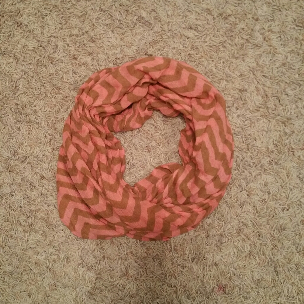 Tan and pink chevron print scarf